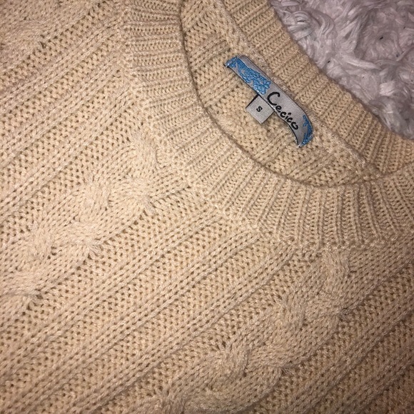 Cecico beige knitted cropped short sleeve - Picture 3 of 3